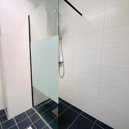 Sehr Schoenes Haus Mit Terasse Naehe Duesseldorf Appartement