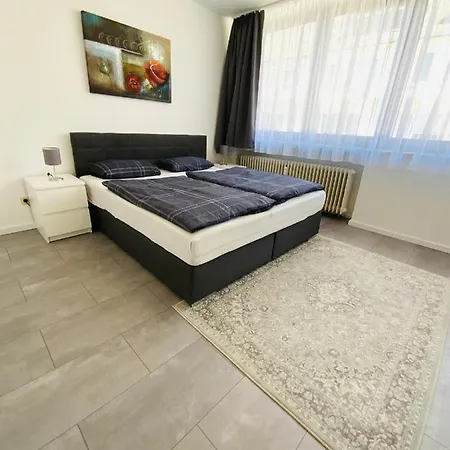 Sehr Schoenes Haus Mit Terasse Naehe Duesseldorf Appartement *