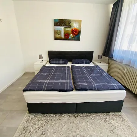 Sehr Schoenes Haus Mit Terasse Naehe Duesseldorf Lejlighed