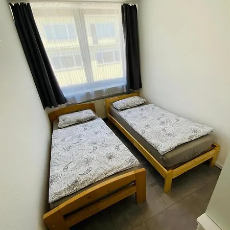 Sehr Schoenes Haus Mit Terasse Naehe Duesseldorf Apartment *