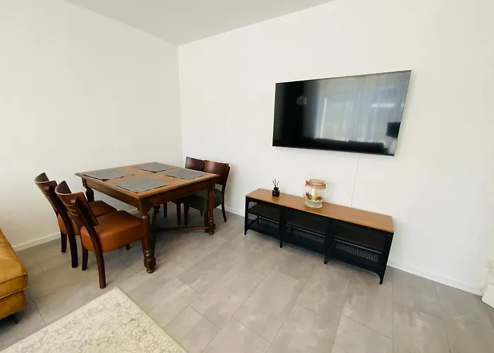 Appartamento Sehr Schoenes Haus Mit Terasse Naehe Duesseldorf Krefeld